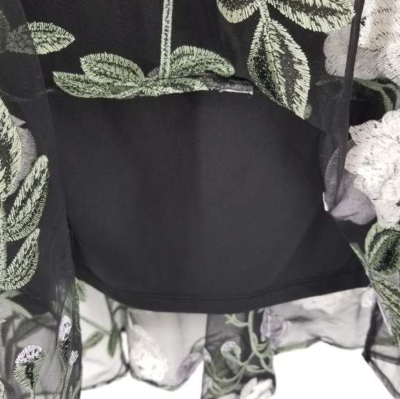 Calvin Klein Embroidered Floral Flounce Dress Sz 4 - Picture 11 of 11